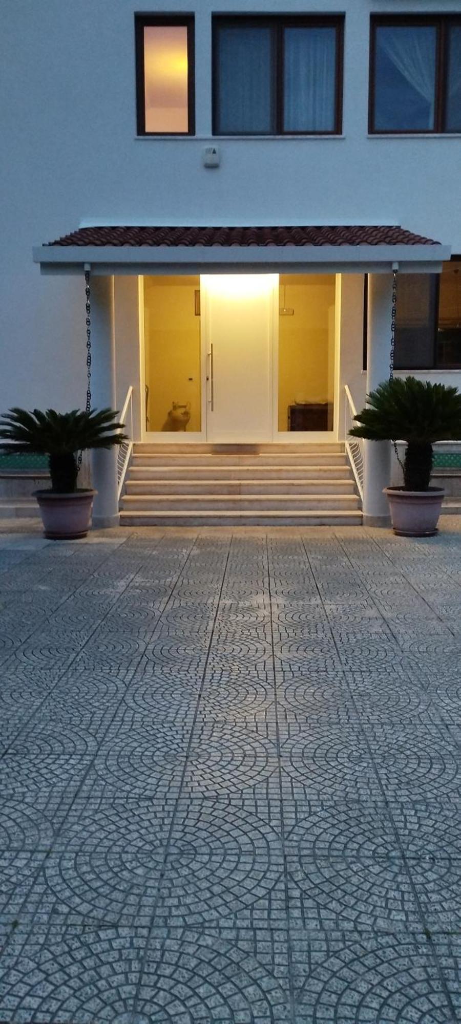 Villa Erry Trani Exteriör bild