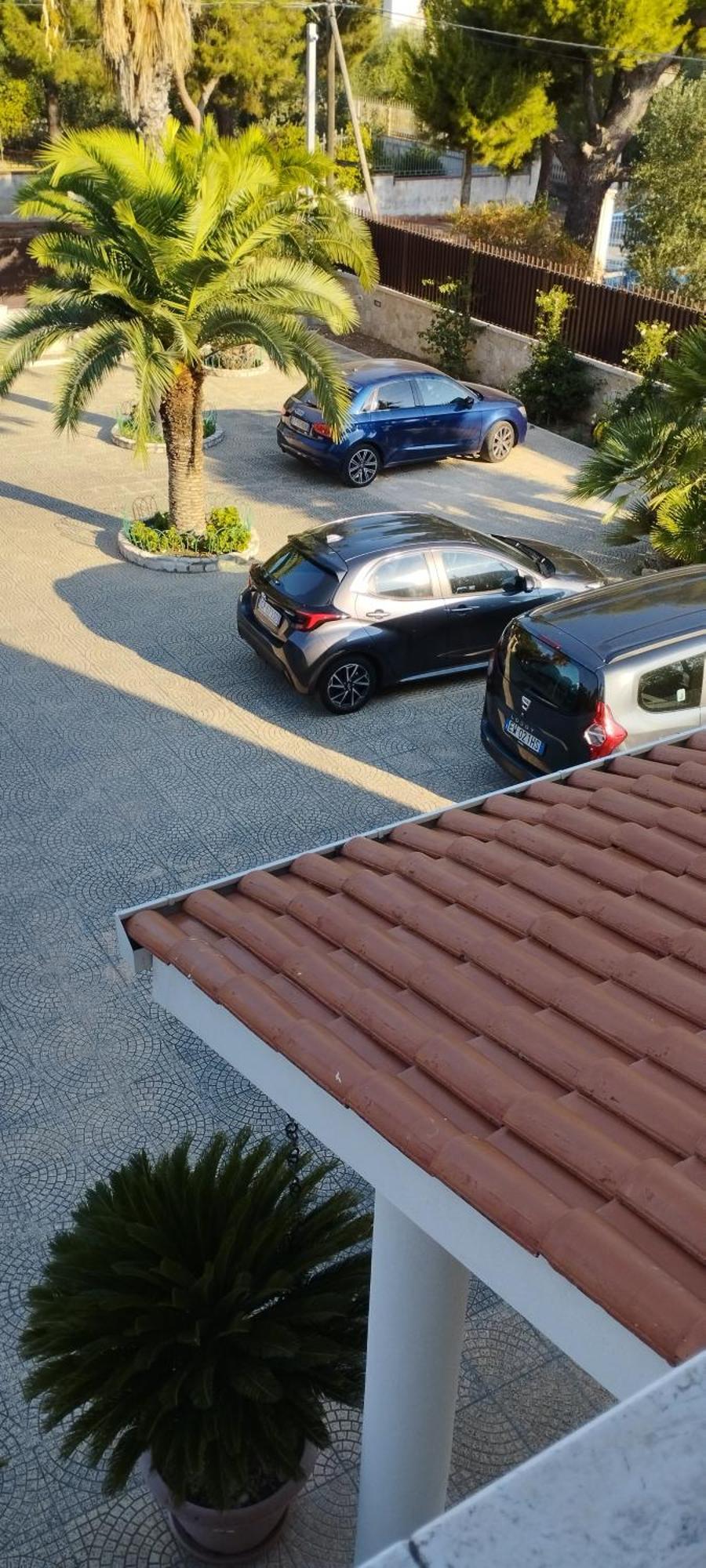Villa Erry Trani Exteriör bild