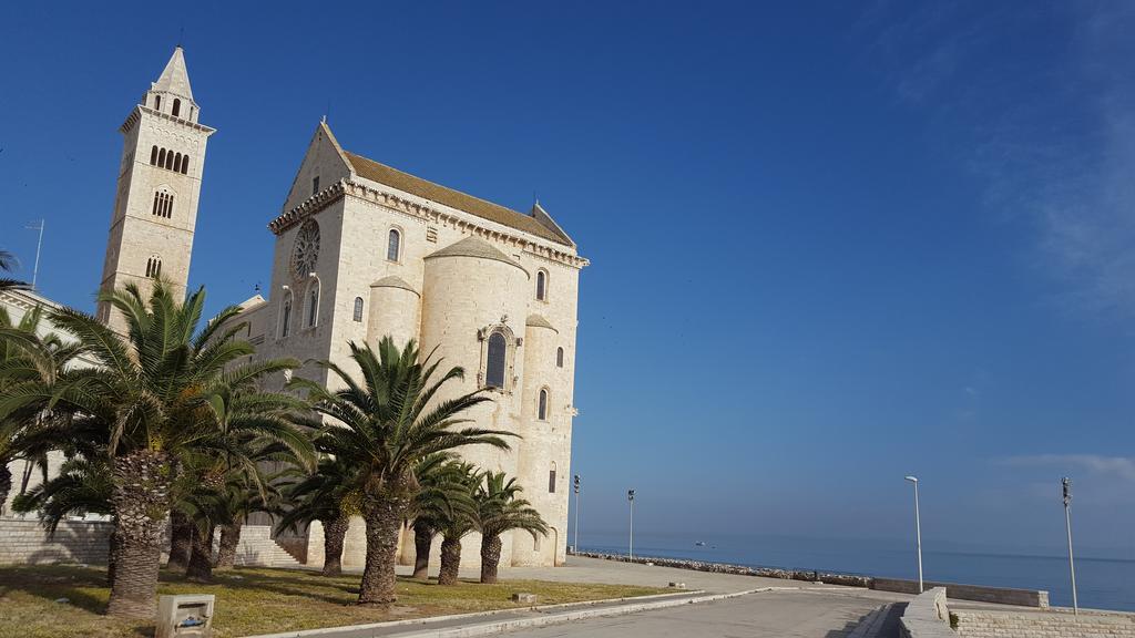 Villa Erry Trani Exteriör bild