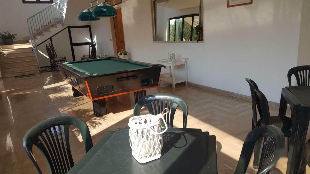Villa Erry Trani Exteriör bild