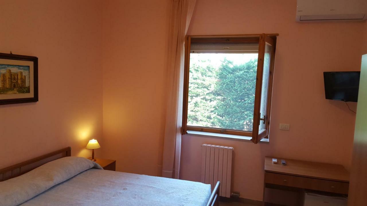 Villa Erry Trani Exteriör bild